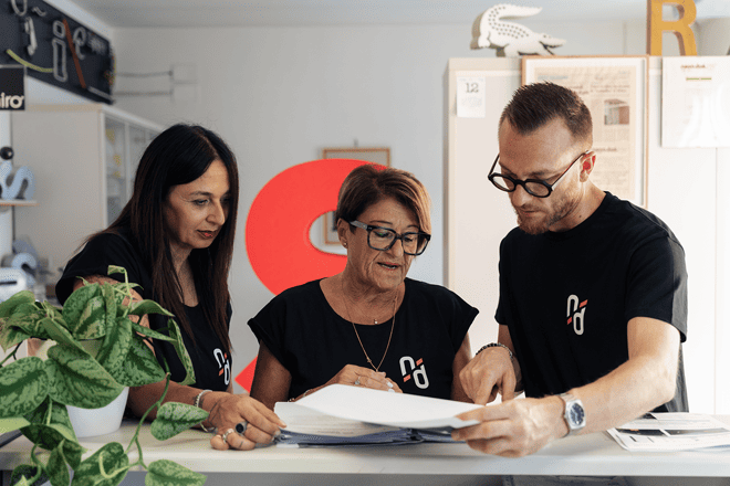 Neon Due: lavorazioni e comunicazione visiva