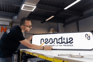 partnership neon due (1)